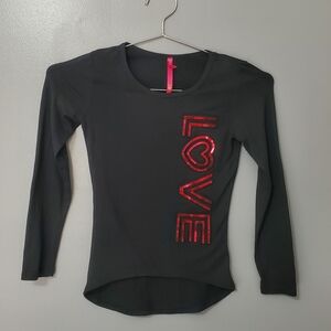 5/$25 Cute 4 You Black Long Sleeve Top Red Embossed Love Design Girl Small (7-8)